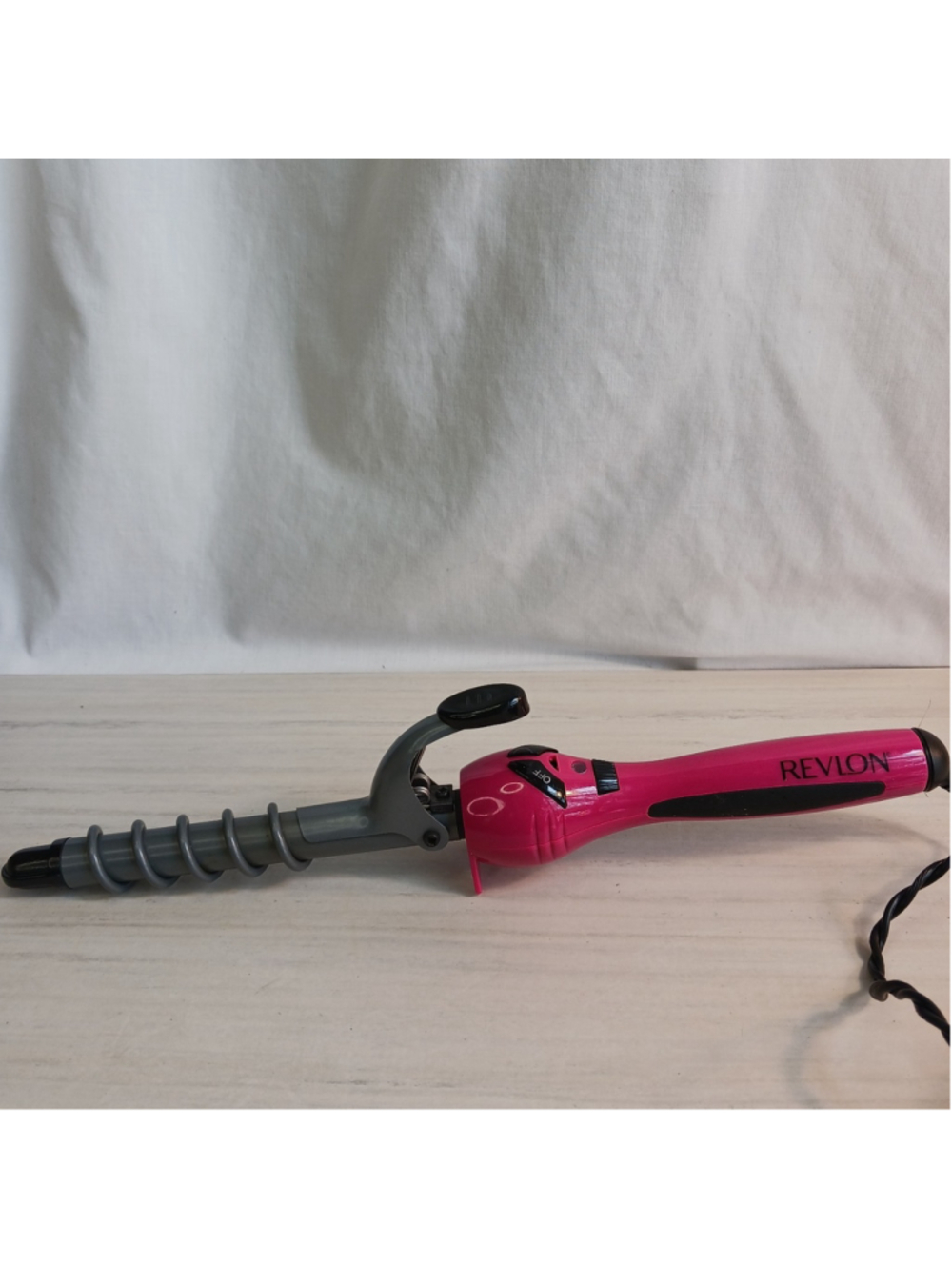 Vintage Revlon Spiral Curling Iron Adjustable Heat Hot Pink One Inch